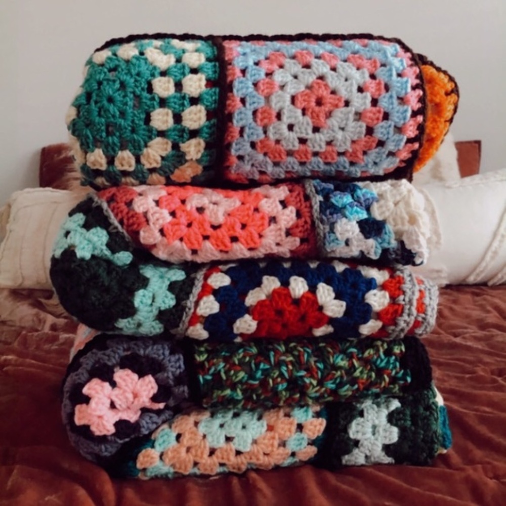 VINTAGE GRANNY SQUARE KNIT AFGHAN THROW BLANKET - Picture 3 of 10